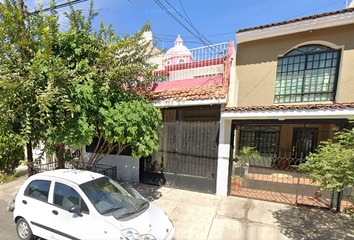 Casa en  Hacienda La Punta 1897, Circunvalación Oblatos, Guadalajara, Jalisco, México