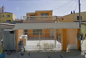 Casa en  Del Barejonal 23505, Lomas De La Presa, 22125 Tijuana, B.c., México