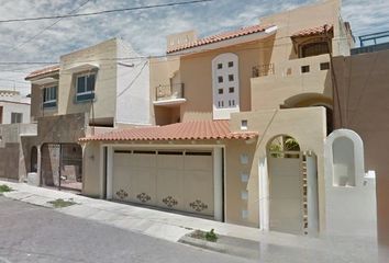 Casa en  Calle Manuel Payno 456-492, Jardines Vista Hermosa, Colima, 28017, Mex