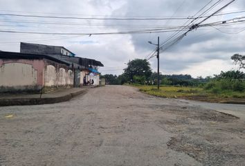 Terreno Comercial en  Avenida Quevedo, Santo Domingo, Ecuador