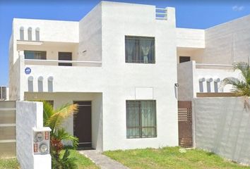 Casa en  Calle 47 B 889, Fraccionamiento Las Américas 2, Mérida, Yucatán, México