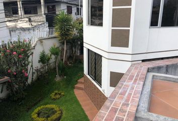 Casa en  Ponceano, Norte De Quito