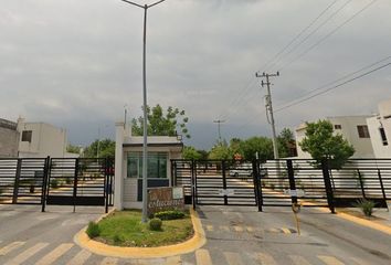 Casa en fraccionamiento en  Calle Boreal, Las Estaciones, Monterrey, Nuevo León, México