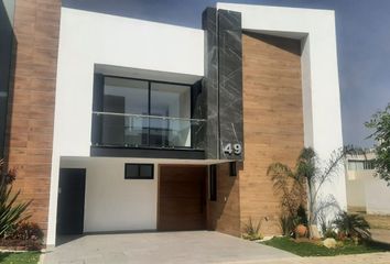 Casa en fraccionamiento en  Circuito El Vizcaíno, Barrio San Isidro, Ocoyucan, Puebla, 72850, Mex