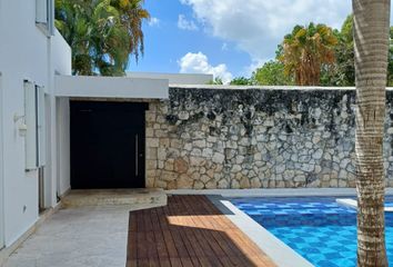 Casa en condominio en  Privada Venecia, Álamos, Cancún, Benito Juárez, Quintana Roo, 77560, Mex