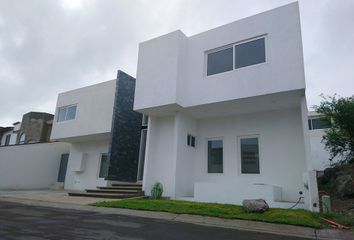 Casa en condominio en  Misión Concá, 76149 Santiago De Querétaro, Querétaro, México