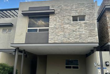 Casa en condominio en  Las Lomas Sector Bosques, García, Nuevo León