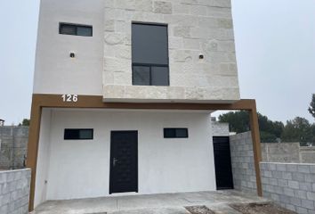 Casa en fraccionamiento en  Privanzas Mirasierra, Bulevard Cedros, Residencial Real Del Sol, Saltillo, Coahuila De Zaragoza, México