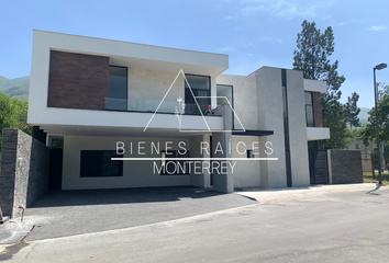 Casa en  Privada Sienna, El Uro, Monterrey, Nuevo León, 64985, Mex