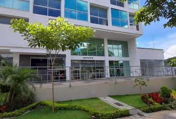Apartamento en  Edificio Grand Boulevard, Calle 17, Comuna 4 Occidental, Bucaramanga, Santander, Colombia