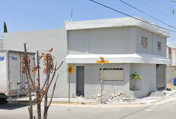 Casa en  Senna No. 701, Residencial Los Ebanos Norte 2o Sector, Ciudad Apodaca, Nuevo León, México