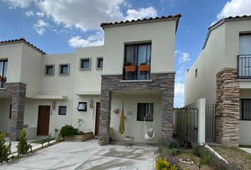 Casa en condominio en  Capital Sur - Coto Madrid, Cerrada Lago De Pátzcuaro, Santiago De Querétaro, Querétaro, México