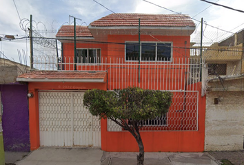 Casa en  Bosque Tecas 13, Mz 038, Jardines De Morelos, Ecatepec De Morelos, Estado De México, México