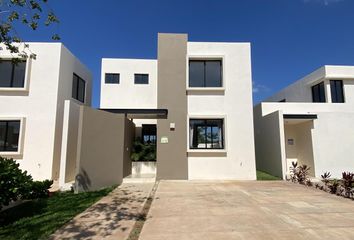 Casa en  Calle 20, Conkal, Yucatán, 97345, Mex