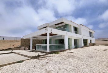 Casa de playa en  Playa Honda, Cerro Azul, Perú