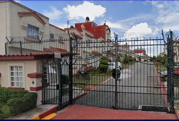 Casa en  Av Prol Ahuehuete, Villa Del Real 5ta Seccion, Villa Del Real 4ta Sección, Ojo De Agua, Estado De México, México