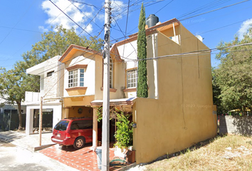 Casa en  Roble 1052, Las Alamedas, Linares, Nuevo León, México