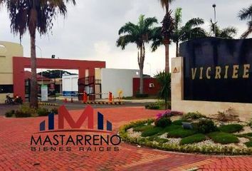 Terreno Comercial en  Urbanizacion Vicrieel, Ecuador