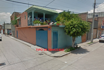 Casa en  Calle De La Parra 541, Flores Magon Sur, Irapuato, Guanajuato, México