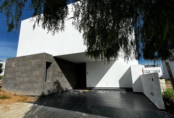 Casa en  St. Angelo Residence, Avenida Eugenio Garza Sada, Aguascalientes, México