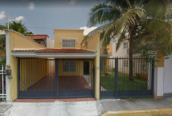 Casa en  Priv. Cráter 13, Sm 15, 77505 Cancún, Q.r., México