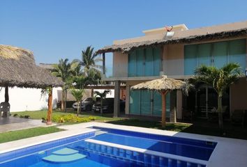 Casa en  Luces En El Mar, Pie De La Cuesta - Barra De Coyuca, Colonia Luces En El Mar, Guerrero, México