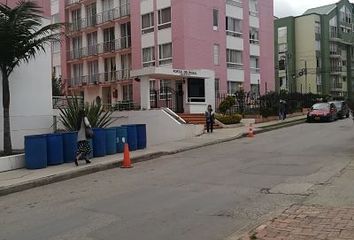 Apartamento en  Portal Del Nogal, Calle 66, Tunja, Boyacá, Colombia