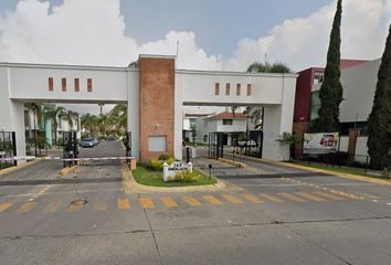 Casa en fraccionamiento en  Av Nueva Galicia 265, Nueva Galicia, La Tijera, Jalisco, México