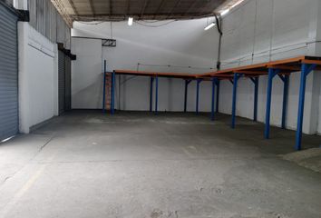 Bodega-Galpon en  Av. Juan Tanca Marengo, Guayaquil, Ecuador