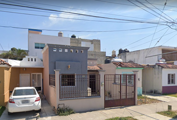 Casa en  Paseo Del Acanto, Jardines De Las Gaviotas, Puerto Vallarta, Jalisco, México
