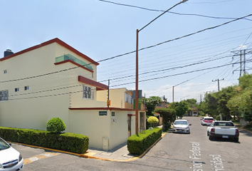 Casa en  Avenida Valle De Los Pinos, Tlajomulco De Zúñiga, Jalisco, México