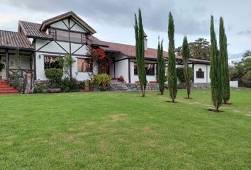 Casa en  Urbanizacion La Viña Alta Bellavista, Tumbaco, Quito, Ecuador