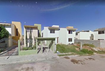 Casa en  Calle San Oscar, Villas De San Miguel, Nuevo Laredo, Tamaulipas, México