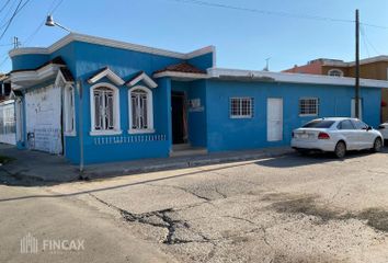 Casa en  Avenida Dunas 5165, Fraccionamiento Infonavit Barrancos, Culiacán, Sinaloa, 80189, Mex