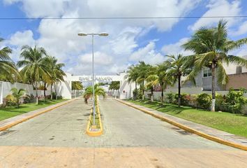 Casa en  Quintas Kavanayen, Avenida Caroni, Cancún, Quintana Roo, México