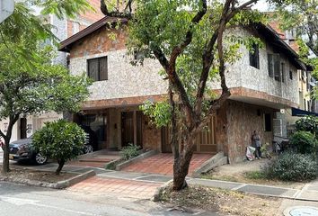 Casa en  Calasanz, Medellín