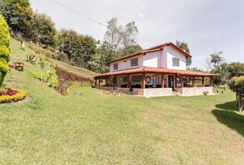 Villa-Quinta en  Marinilla Antioquia, Marinilla, Antioquia, Colombia