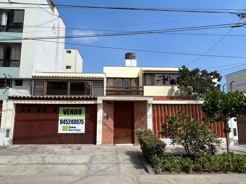 Casa en venta Amadeo Avogadro, San Borja, Perú