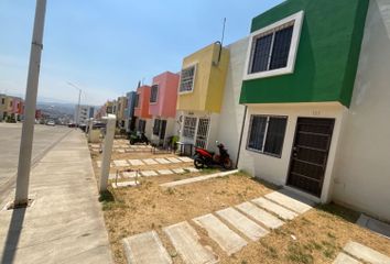 Casa en fraccionamiento en  Terrazas Quinceo, Calle Secretario De Estado, Morelia, Michoacán, México