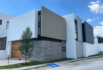 Casa en condominio en  Altos Juriquilla, Av. De Las Torres, Juriquilla, Querétaro, México