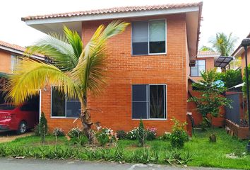 Casa en  Hacienda El Castillo Herreria, Jamundí, Valle Del Cauca, Colombia