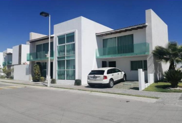 Casa en  Lomas De Angelópolis, Puebla, México