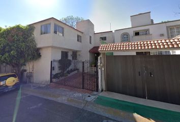 Casa en fraccionamiento en  Sierra Madre Del Norte, Benito Juárez, Naucalpan De Juárez, Estado De México, México