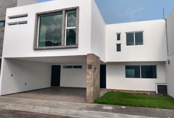 Casa en  Uvm Puebla - Universidad Del Valle De México, Av. Camino Real A San Andrés Cholula, Emiliano Zapata, San Andrés Cholula, Puebla, México
