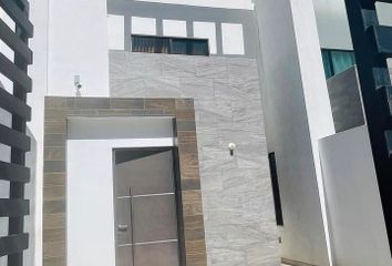 Casa en fraccionamiento en  Puerta Victoria, Morelia, Michoacán, México