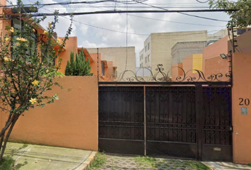 Casa en fraccionamiento en  Calle José Casimiro Chowell, Miguel Hidalgo 2da Sección, Ciudad De México, Cdmx, México