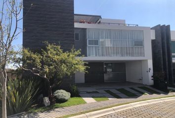 Casa en fraccionamiento en  Malta - Cascata Ii - Lomas De Angelopolis Iii, Circuito Olimpia, Puebla De Zaragoza, Puebla, México