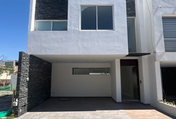 Casa en fraccionamiento en  Arboreto, Residencial Arboledas De San Alejandro, Cholula De Rivadavia, Puebla, México