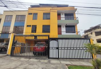 Departamento en  Calle Los Mochicas 160-198, Cuadra 1, Ur. Los Robles, La Molina, Lima, 15024, Per