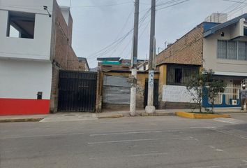 Terreno en  Canto Bello 383, Lima, Perú